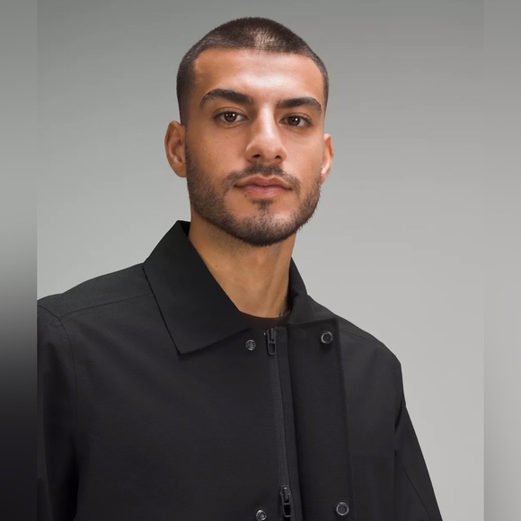 Lululemon New Venture Rain Coat men’s size small color black - Picture 2 of 9